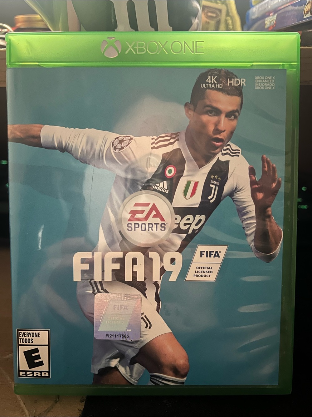 FIFA 19 Xbox One Video Game - Green Case, Blue Cover